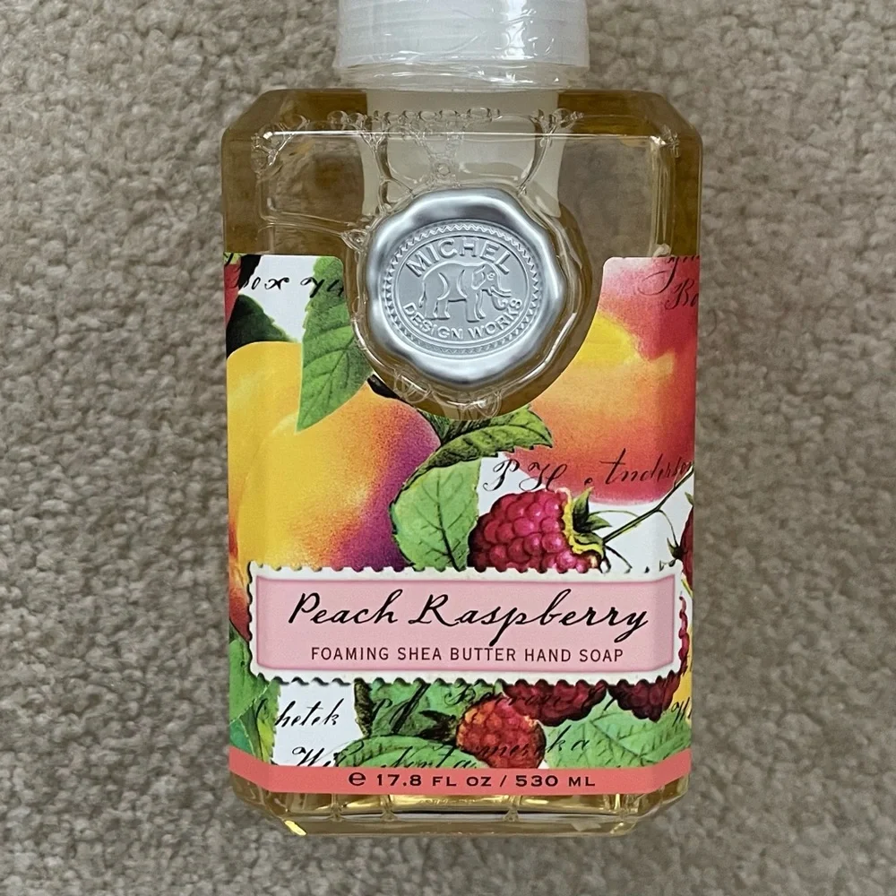 Michel Design Works Peach Raspberry Foaming Hand Soap - Picture 7 of 16